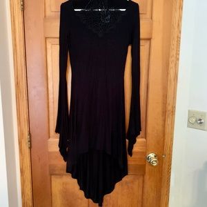 Bell sleeve layered dress